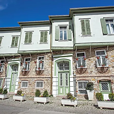 Opus 1910 Hotell 3*