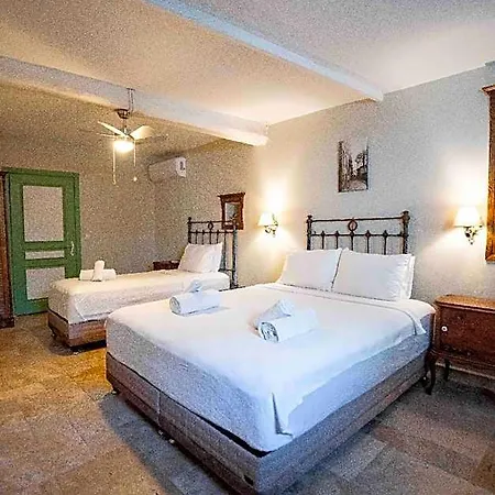 Hotell Opus 1910 Altinova (Yalova)