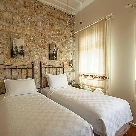 Hotell Opus 1910 Altinova (Yalova)
