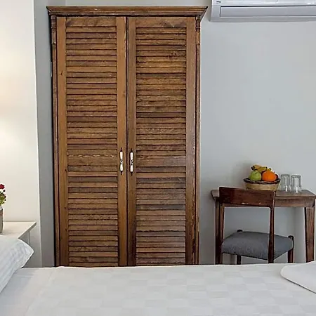 Opus 1910 Hotell 3*